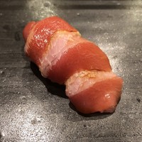 小判寿司 棚倉 - カナダ産の本鮪大トロ。脂ののりが派手かな。