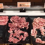 焼肉＆グルメバイキングかたおか - サムギョプサル、豚タン、トントロ