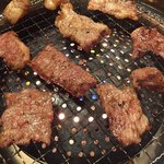 焼肉＆グルメバイキングかたおか - 上カルビ