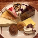 焼肉＆グルメバイキングかたおか - ケーキたち