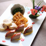 三品冷菜盛り合わせ