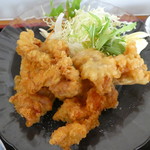江戸家 - から揚げは衣がさっくりして中身がジューシー