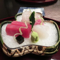 味吉兆 ぶんぶ庵 - 造り　中トロ　剣先烏賊　赤ハタ