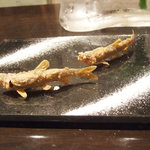 レストラン バカール - ～バーニャカウダとどうぞ～ 稚あゆのフリット(一尾380円)