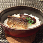 レストラン バカール - 静岡イワシとフォアグラの鉄鍋炊きあげご飯