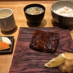 丸新 - 最後のマグロハラスの照り焼き定食。