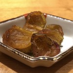 丸新 - 最後に出てきたドライ葡萄。味わいが濃く絶品。