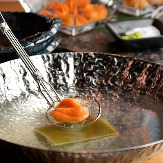 More sweetness! Uni Yokocho specialty sea urchin shabu