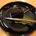 いっ木 - 黒蜜（菊入り）を固めたもの・・・のはず