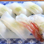 Crystal Sushi (Kawataro's unique Sushi made with live squid★)