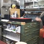 まぐろラーメン大門 - 厨房