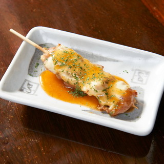 40年間続く伝統のタレ、焼き鳥が自慢です。