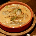 餃子とスパークリング バブルス - 炊き餃子 