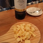 VINOZA - チーズは多いで！