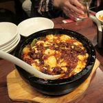 陳家私菜 - 地獄辛でスタッフの方もむせながら混ぜてくれました。