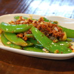 あかつき - スナップ豌豆の炒め物（9月2日）