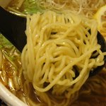 麺の様子をご覧ください