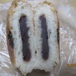 パン工房 こむぎ堂 - 米粉あんこのおやき、カット