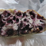 パン工房 こむぎ堂 - 天然酵母ブルーベリー、カット