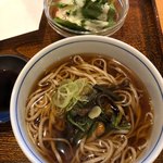 和カフェ 煎 - ミニ蕎麦には、この日は山菜入り