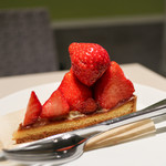ラヴニュー デ シャンゼリゼ - あまおうのタルト☆