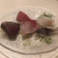 今よし - 少し食べてしまってから写真をとってしまいました笑笑そのままお醤油を付けても、薬味に合わせても◎