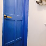 Annapurunadainingu - お化粧室も青い扉に…✨