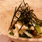 南青山 七鳥目 - セリとキノコの酢のもの