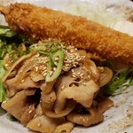 呑み処　やまだ屋 - 日替わり定食のエビフライとしょうが焼