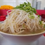 ラーメン福  - 横からアングル