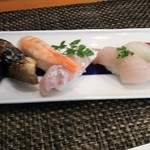 玄海鮨 - 松にぎり  リバースアングル