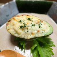 山ごぼう - アボカドと豆腐のサラダ