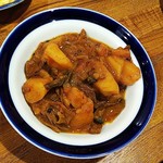 ダルバートダイニング - ゴーヤと、じゃがいものタルカリ