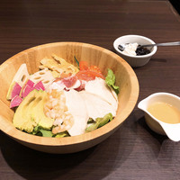 Rico - Ricoのサラダボウル、オレンジ風味ドレッシング、コーヒーゼリー付き
