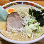 味の札幌 - 納豆ラーメン