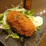 飲んべぇ食堂 らくだ屋 - カニクリームコロッケ(１個)
