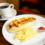 coffee shop MIWAKU - ホットドッグセット (￥650)