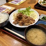 からあげ定食…600円
