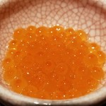 馳走 啐啄一十  - (22)冬トリュフ(イタリア産)ご飯、筋子ほぐしイクラ(北海道産)載せ
      
      フレッシュな筋子をほぐしたイクラは円やかな旨みとコクが楽しめます。
      なのにイクラを載せた写真を撮り忘れ。(泣)