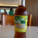 台湾牛牛肉麺　四學士姐妹 - 