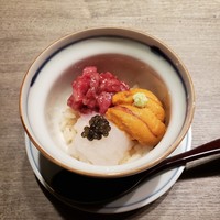USHIGORO S. GINZA - 赤身の小丼キャビア添え(混ぜて食べると最高です！)