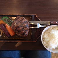 キッチンボンノ 桜木町 - ハンバーグステーキ＆ライス