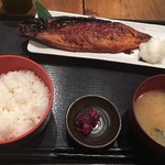 炙処 火ノ膳 - ランチの鯖のみりん干し定食