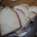 レ ファーブル ボンジュール - 大活躍のパン