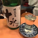 おかみの手料理 夕顔 - 大山特別純米酒十水