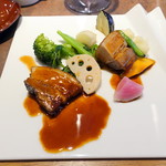 ル ボークープ - ドルチェポルコ豚バラ肉の赤ワイン煮込み