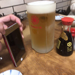 すき焼･鍋物 なべや - ホモクロ氏の大ジョッキ，デカっ⁉︎