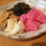 えんむすび - 自家製お漬物♬︎ めっちゃ美味し〜♡甘酸っぱくて、パリパリ...♪*ﾟ大根の葉も美味♡多いので食べる分残して持ち帰り(*´˘`*)
