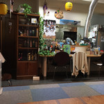 えんむすび - 店内は家庭感ありの佇まい