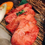 食彩和牛 しげ吉 - 